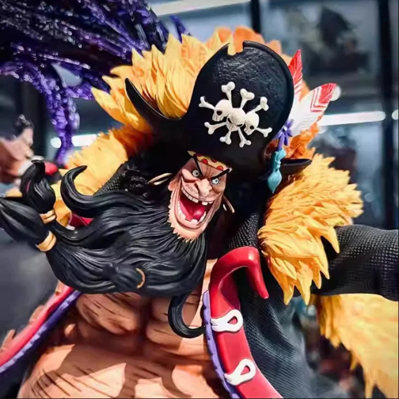 Figura de One Piece - Barbanegra