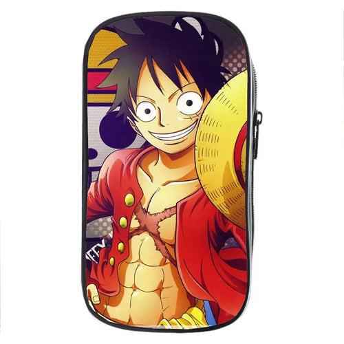 Estuche de One Piece: Retrato clásico de Luffy con fondo amarillo