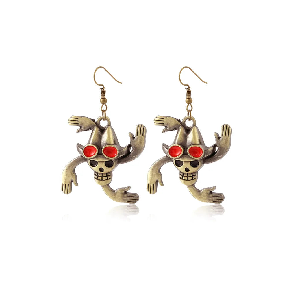 Pendientes de One Piece: calavera y sombrero de paja antiguo
